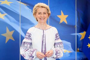 "Хотим быть в клубе тех, кто на правильной стороне истории". Президенты, премьеры, дипломаты в разных странах надели вышиванки. Фоторепортаж