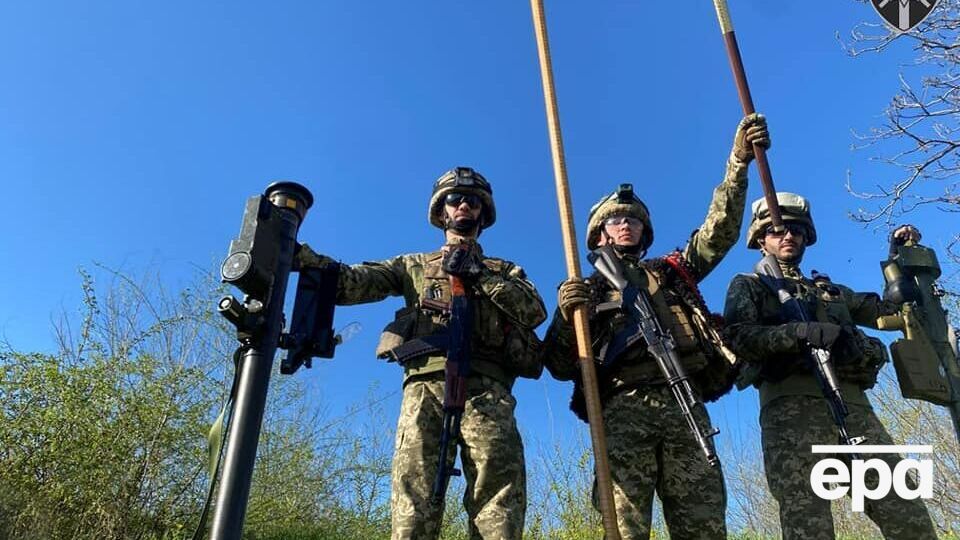 Украинские военные продолжают отбивать атаки российских военных