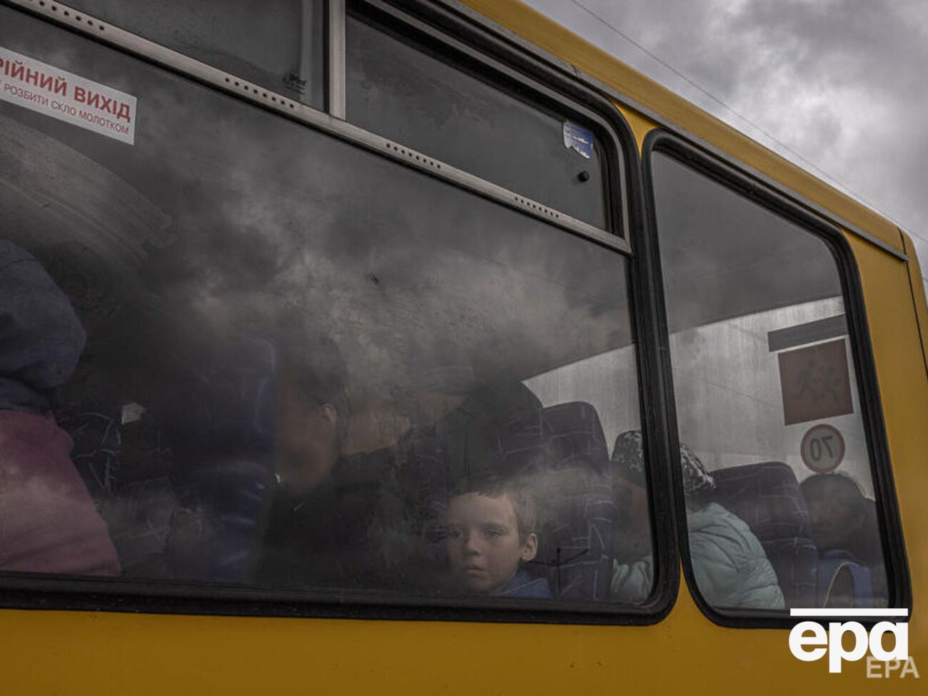 1 мая началась эвакуация гражданских с "Азовстали"