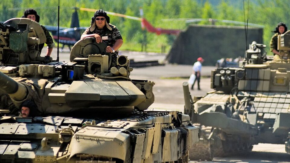 Дані української розвідки вказують на коридор руху військової техніки на південь та південний схід від Мінська