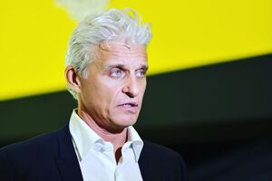 Тиньков продав свою частку банку Потаніну