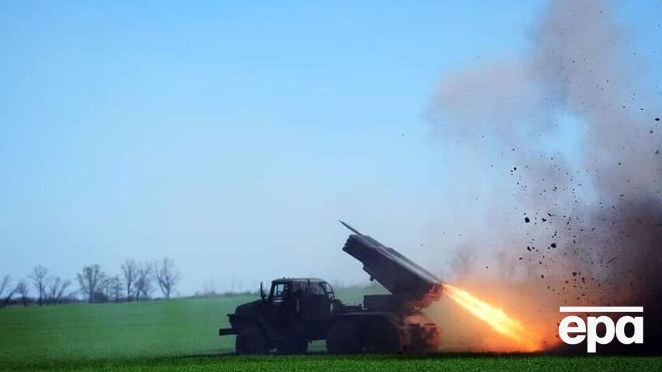 Украинские военные регулярно наносят удары по аэродрому под Чернобаевкой