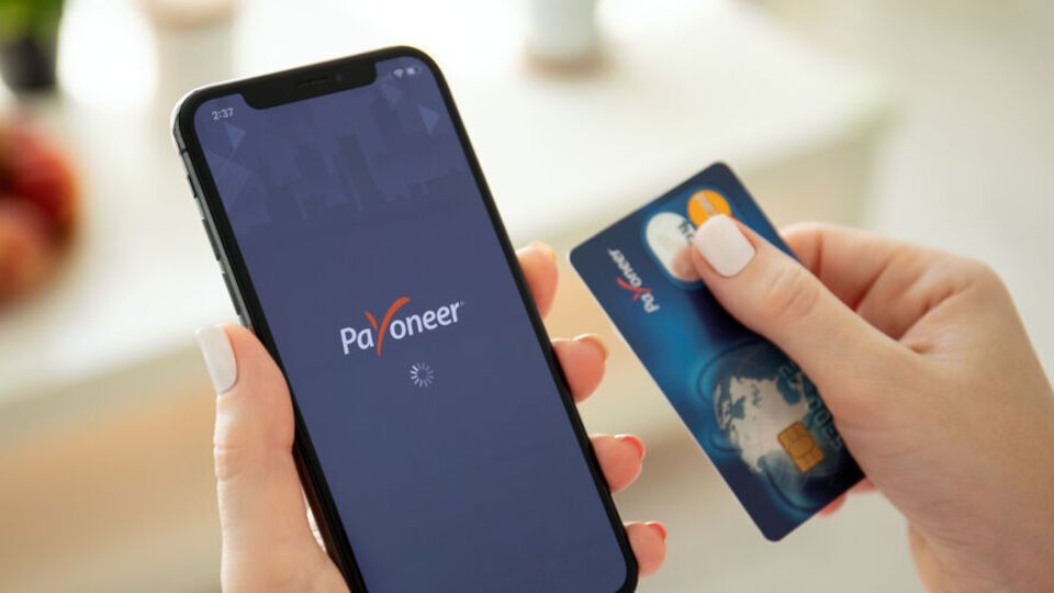 "Клиенты "ПриватБанка" и Payoneer смогут пользоваться новыми функциями в "Приват24"