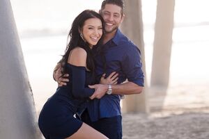 Логунова зізналася, що її наречений уміє заробляти гроші