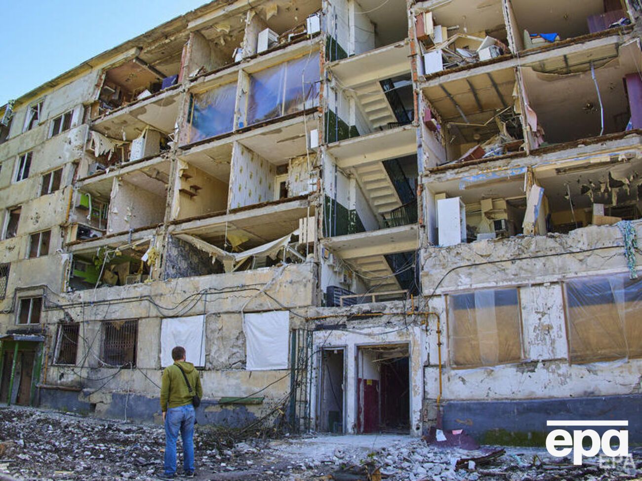 Окупанти продовжують обстрілювати житлові квартали та цивільну інфраструктуру України