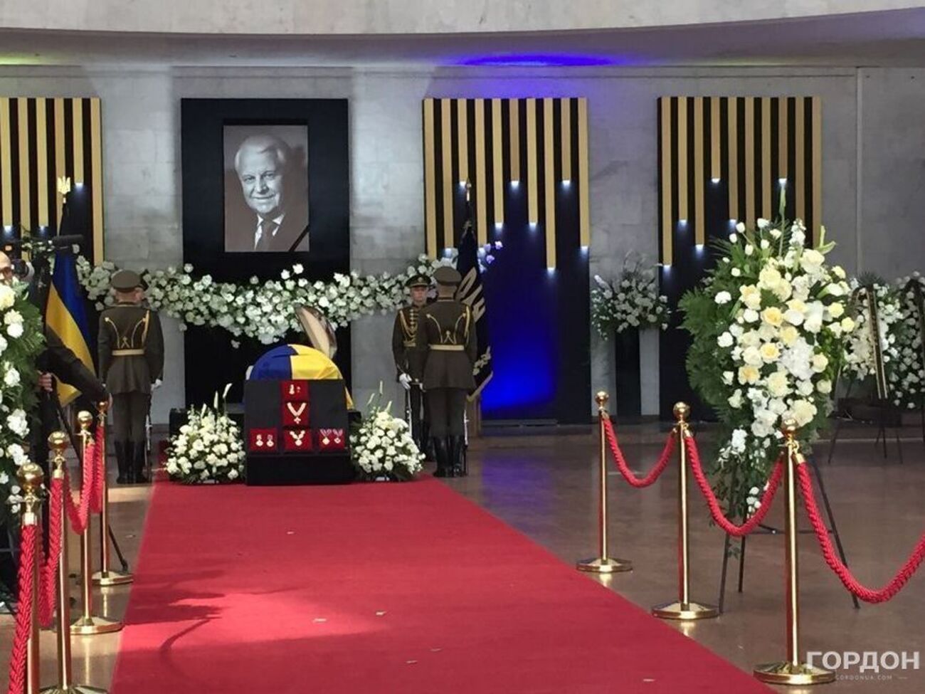 Кравчука поховали 17 травня