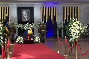 Кравчука поховали 17 травня