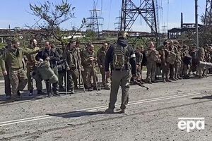 Кількість українських військових, які залишилися на "Азовсталі", невідома, зазначили у британській розвідці