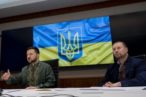 Зеленский общался со студентами в присутствии Шкарлета