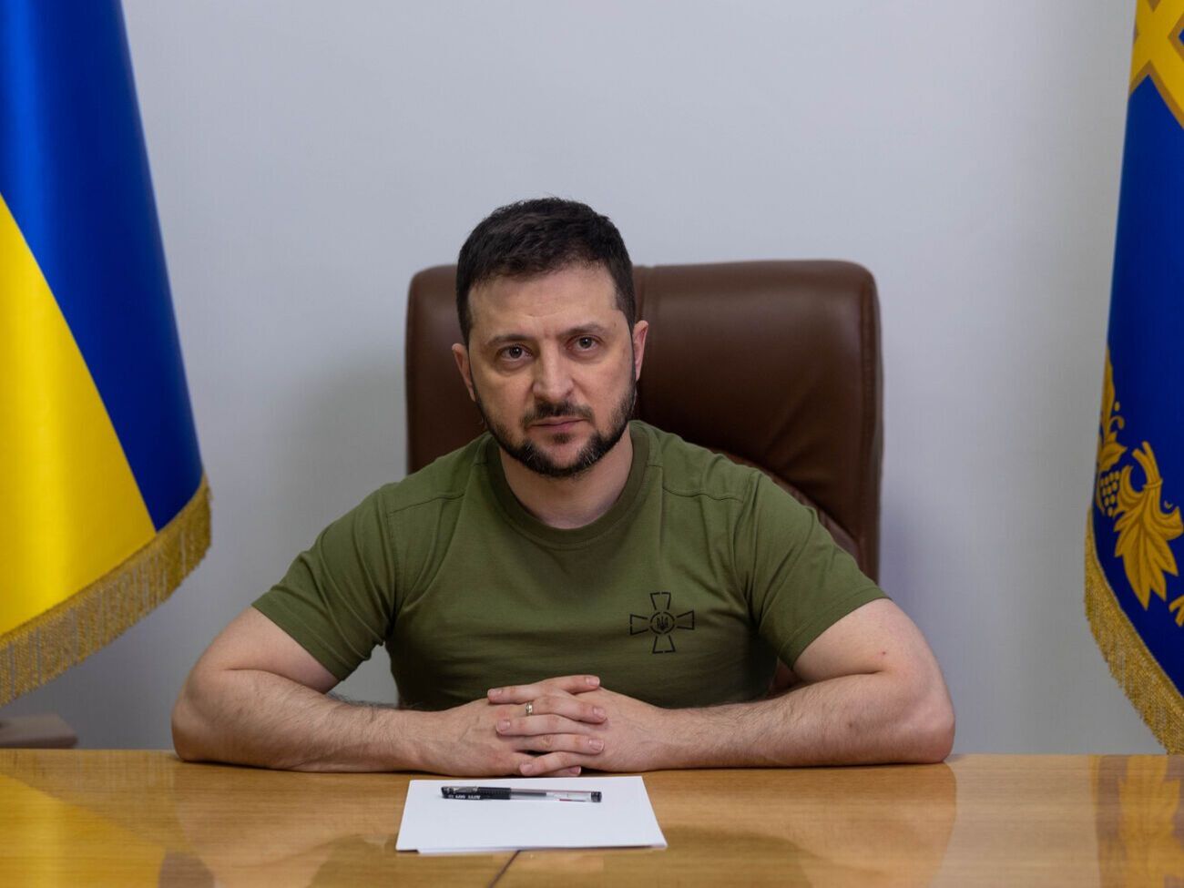 Зеленский: Считаю, что сегодня опасно, что кто-то, кроме правоохранителей, ходит&nbsp;по улице&nbsp; с огнестрельным оружием в мирное время