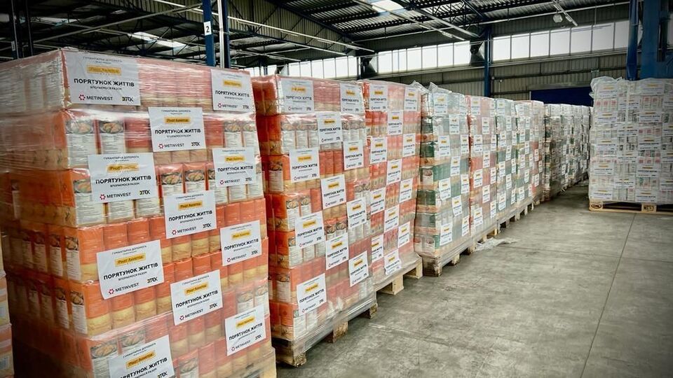 Гуманитарный проект "Спасаем жизнь" закупил более 2,6 тыс. тонн продуктов питания