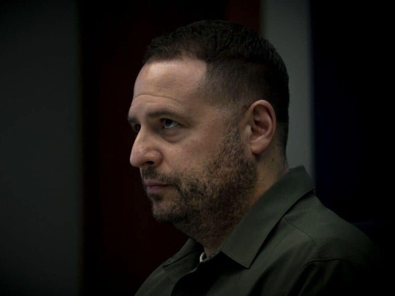 Єрмак заявив, що Росія має звільнити всі території України, включно з Кримом і Донбасом