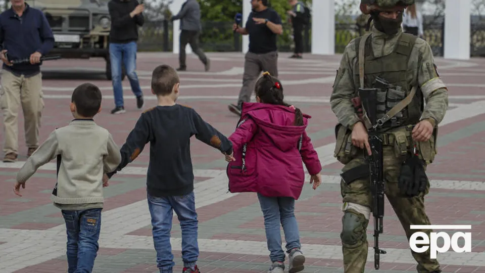 За даними ОК "Південь", окупанти встановили жорсткі обмеження на виїзд із підконтрольної їм території