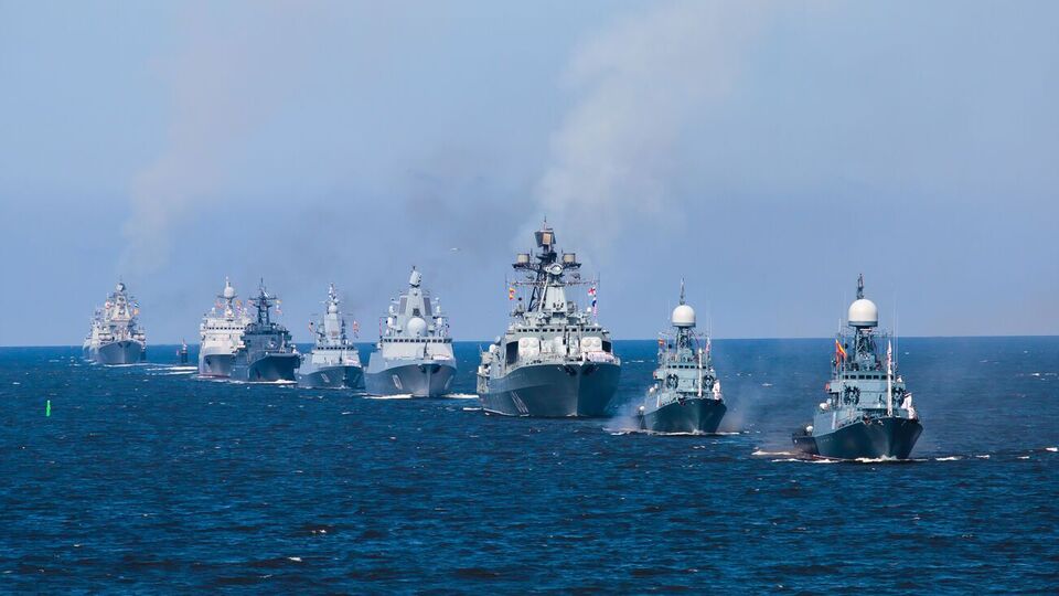 Оккупанты записывают в ряды морпехов корабельных коков
