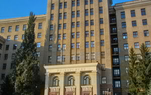 В вузе просят не спекулировать на гибели детей сотрудника и его возможной причастности к их убийству