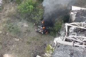 Российскую САУ украинские бойцы уничтожили в районе Рубежного