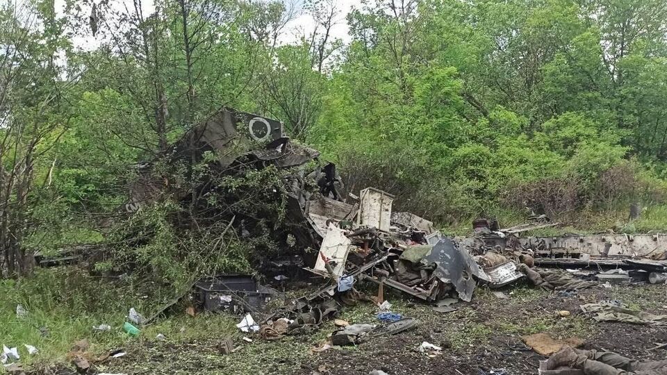 Українські військові знищили дві бойові машини й 14 окупантів
