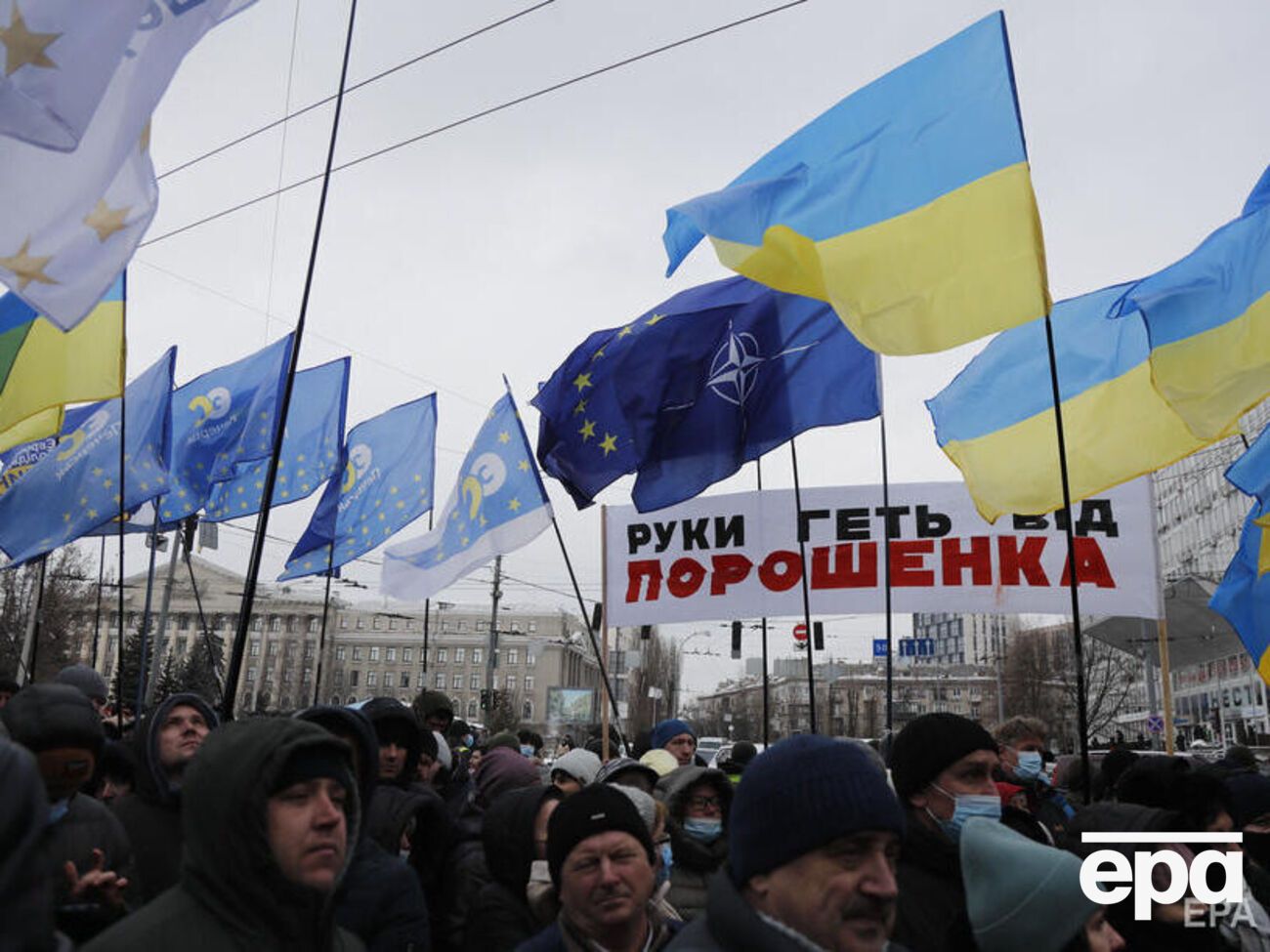 У "Європейській солідарності" заявили, що свідчення про Порошенка Медведчуку "написали замовники"