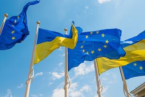 За словами Ніколенка, кандидатство стане важливим сигналом для українців, що Європа цінує та поважає їхні зусилля