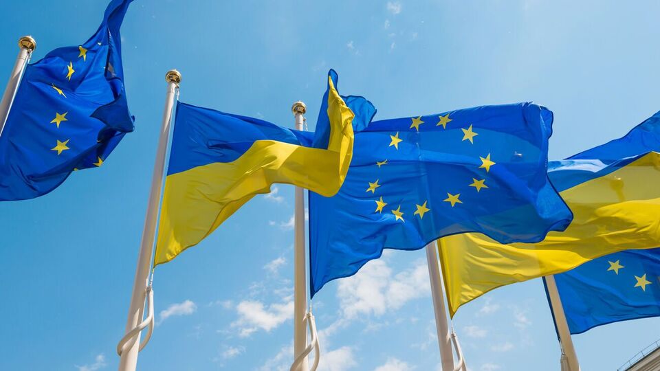 За словами Ніколенка, кандидатство стане важливим сигналом для українців, що Європа цінує та поважає їхні зусилля