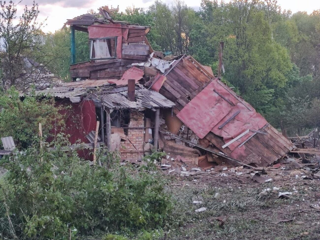 В результате обстрела повреждения получили частные дома