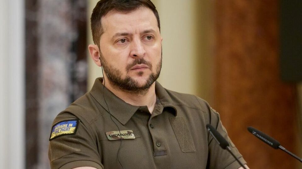 Зеленський: Допомагайте армії. Захищайте потреби нашої держави на всіх міжнародних майданчиках