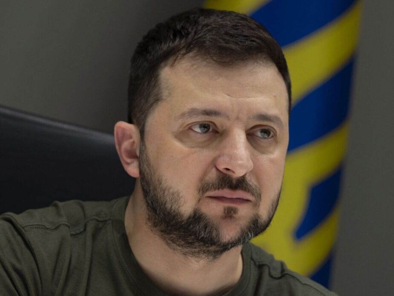 Зеленский:&nbsp;Никто не хочет отдавать свою жизнь, но люди отдают свою жизнь ради будущего. И это не пафосные слова