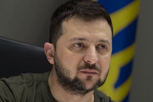 Зеленський: Ніхто не хоче віддавати своє життя, але люди віддають своє життя заради майбутнього. І це не пафосні слова