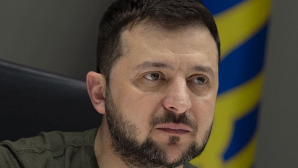 Зеленский: Никто не хочет отдавать свою жизнь, но люди отдают свою жизнь ради будущего. И это не пафосные слова