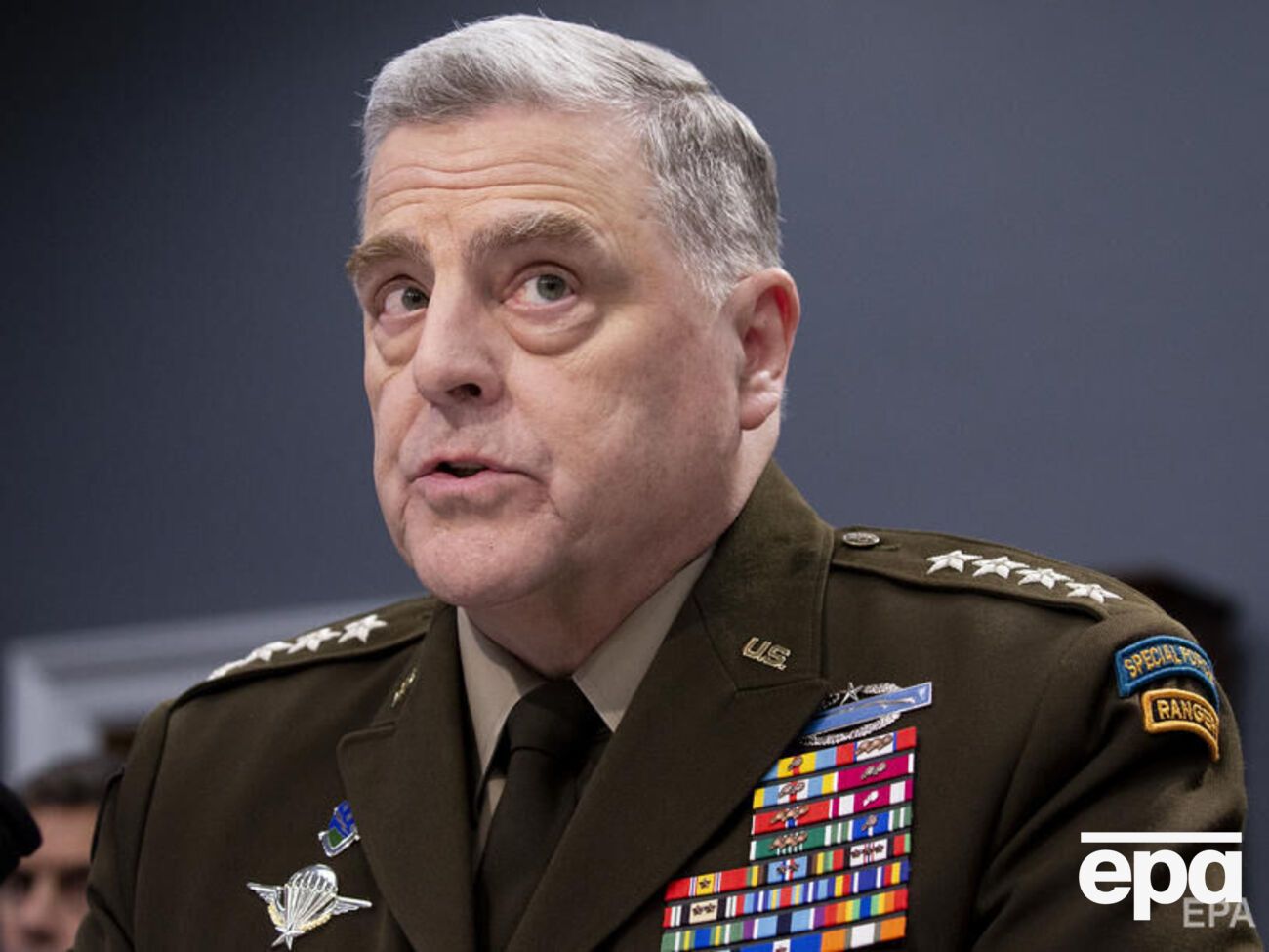 Милли:&nbsp;Этим утром у нас, грубо говоря, 102 тыс. военнослужащих США в зоне операций EUCOM во многих странах