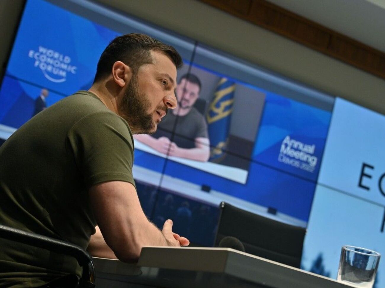 Зеленский:&nbsp;Мы разделили Кабмин на две части, это было два дубля, чтобы страна могла быть защищена