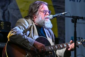 Гребенщиков: Украине нужна помощь