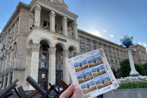 Это уже вторая марка, посвященная фразе "Русский военный корабль, иди на х...й"