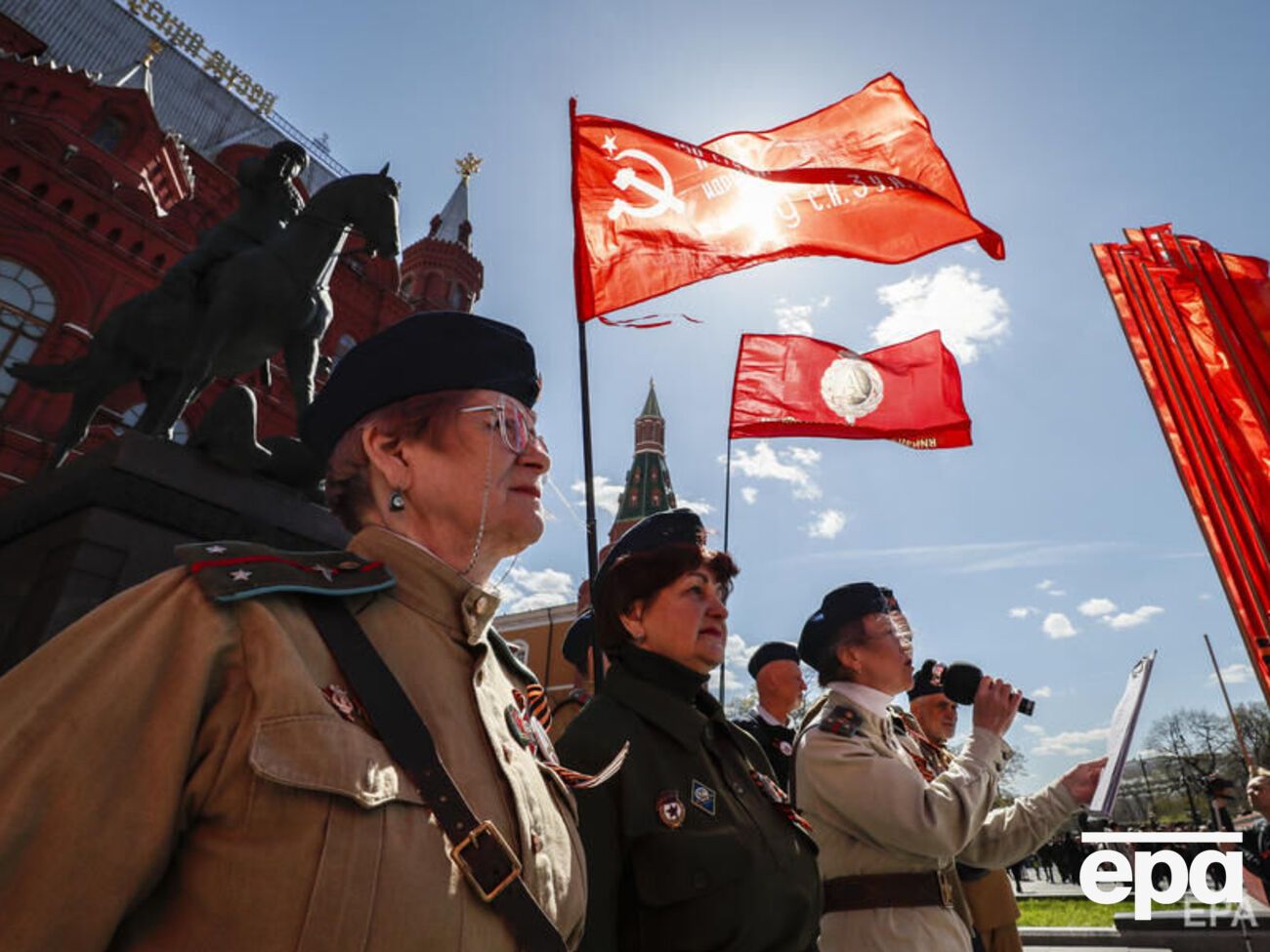 Чинне обмеження для контрактної служби &ndash; 40 років