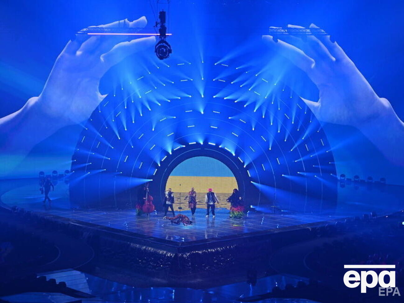 Kalush Orchestra с песней Stefania заняла первое место на "Евровидении 2022"