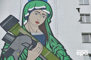 Мурал создали на стене дома по улице Авиаконструктора Антонова, 13