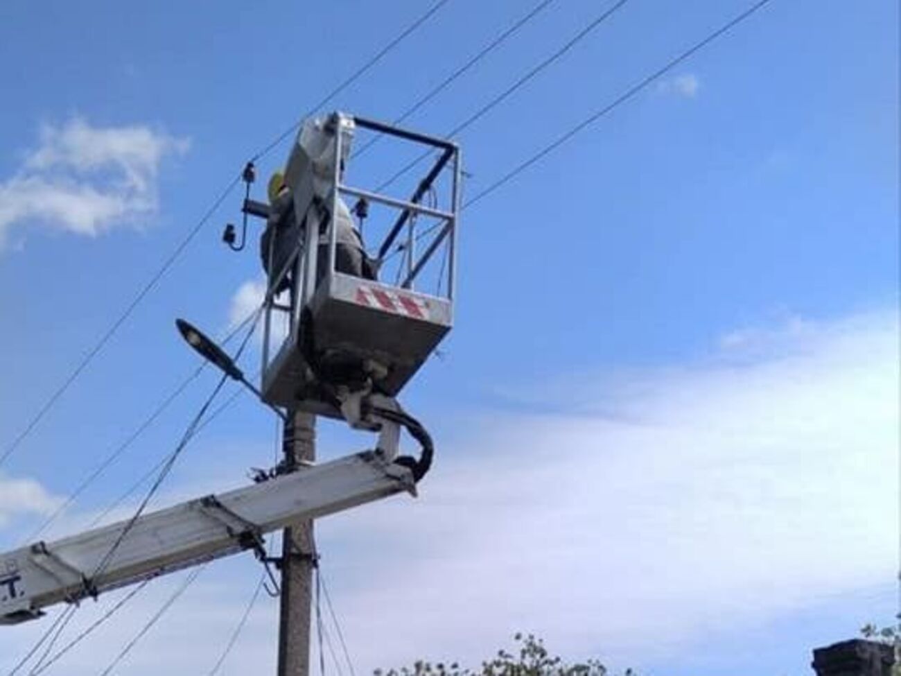 Унаслідок обстрілів Криворізького району Дніпропетровської області без світла залишилося 11 населених пунктів