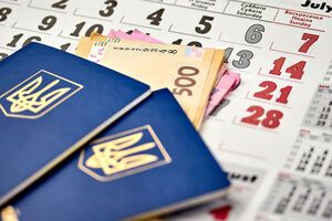 Пенсионерам, проживающим на оккупированных территориях и получающим средства на банковские карты, выплаты продолжают поступать вовремя