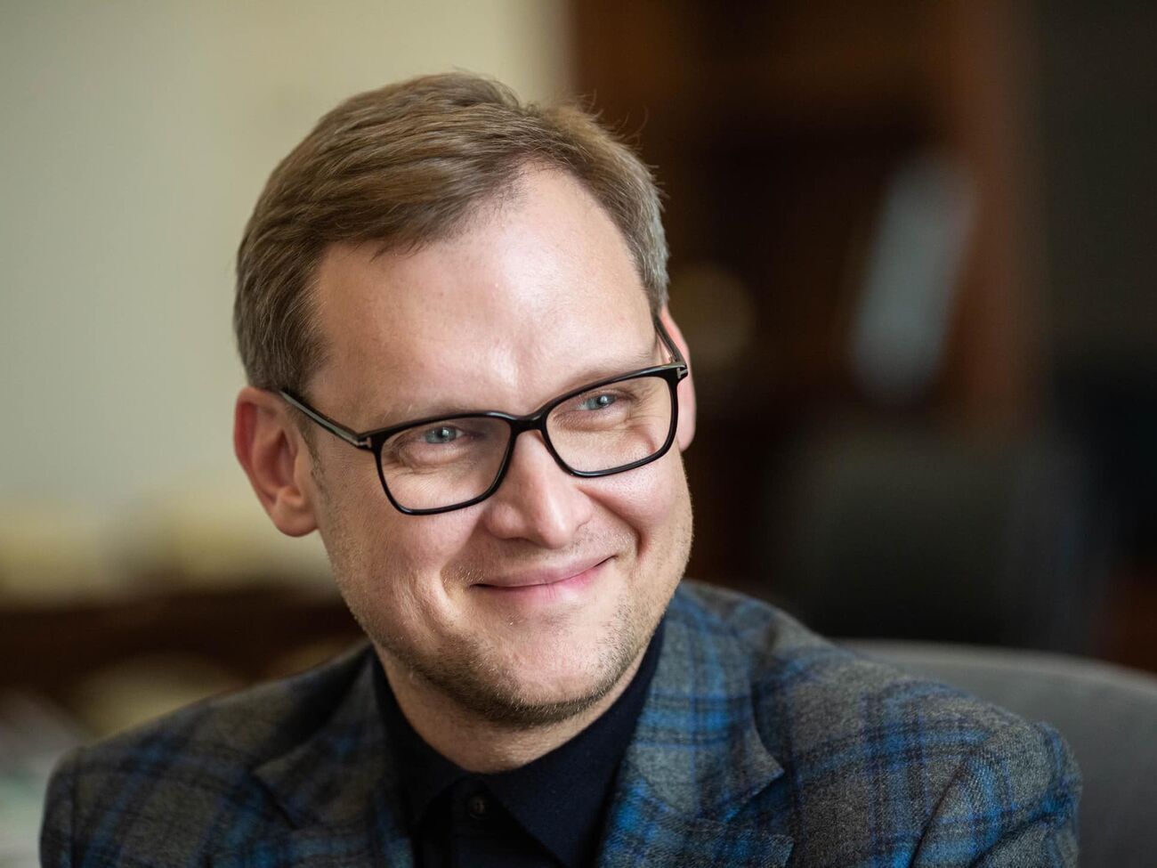 Смирнов: реформа Порошенка призвела до того, що питання ліквідації КСУ довелося вирішувати самому КСУ