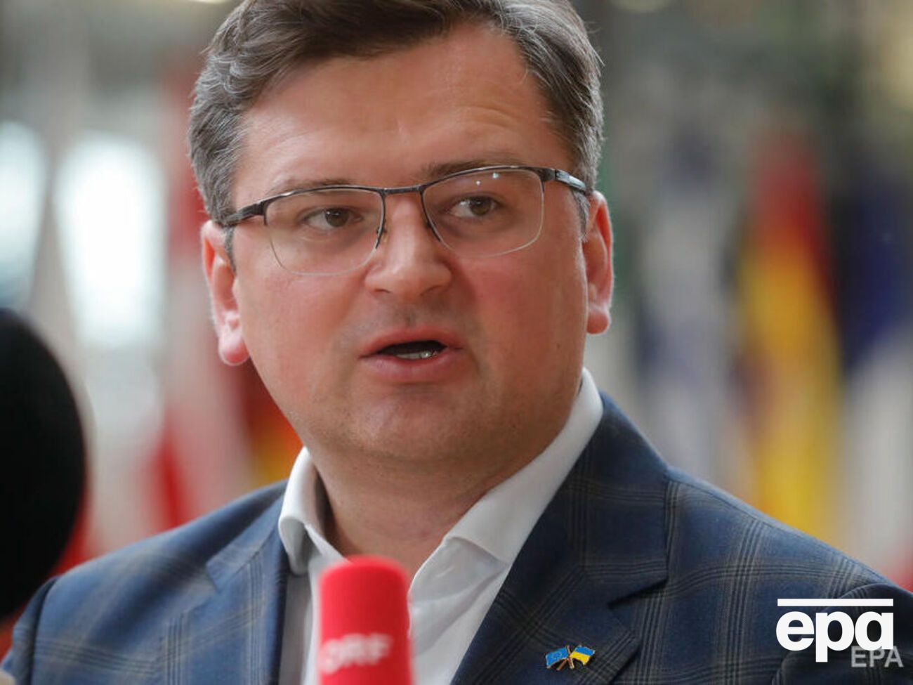 Если Украина получит американские РСЗО и будет иметь достаточно тяжелого вооружения, то сможет освободить Херсон, отметил Кулеба