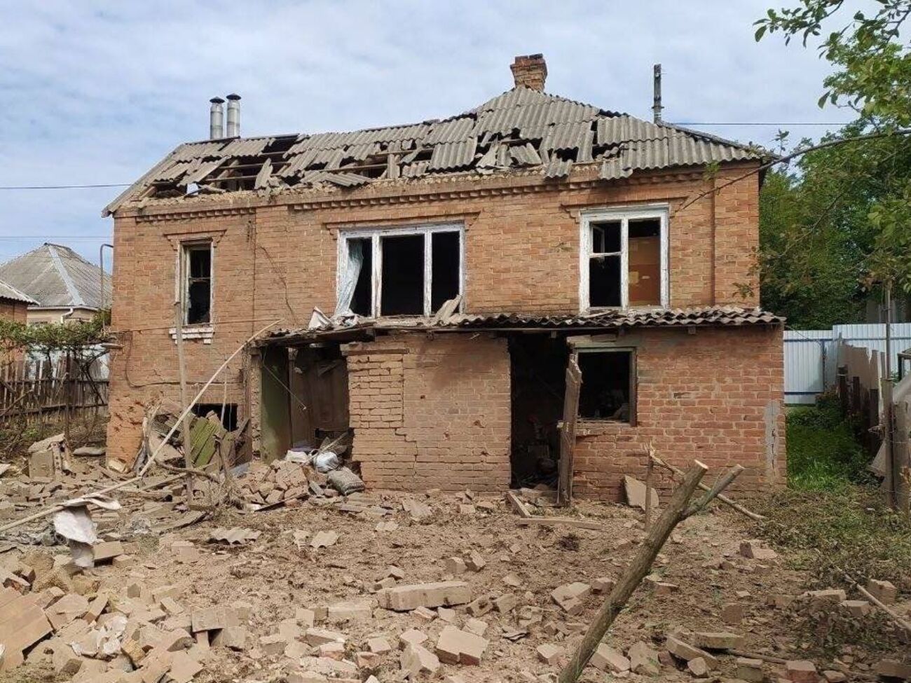 В результате обстрелов оккупантов разрушено и повреждено 55 жилых домов, отметили в штабе ОС
