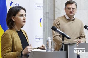 Украине необходимы дальнобойные реактивные системы залпового огня для отражения атак РФ, подчеркнул Кулеба в разговоре с Бербок