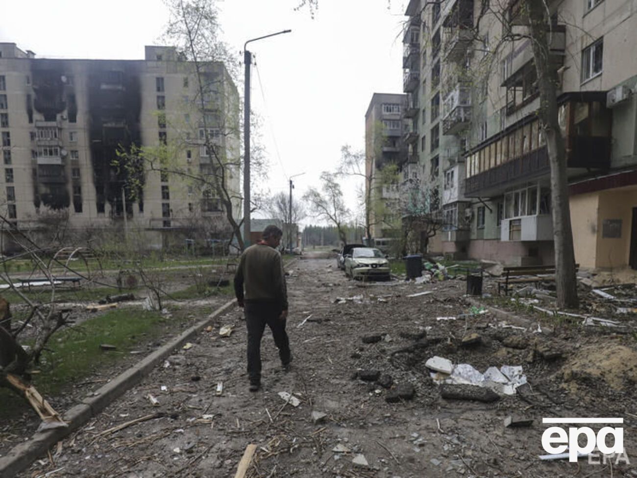 Ситуація в Сєвєродонецьку важка, але місто тримається, каже влада