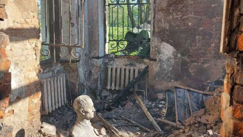 Музей нуждается в быстром ремонте, так как время и погода усугубят разрушения, отметили в Минкульте