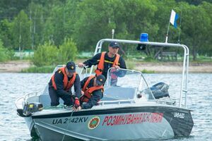 Пиротехники ГСЧС обследуют акваторию страны – как и в земле, под водой находят снаряды и боеприпасы