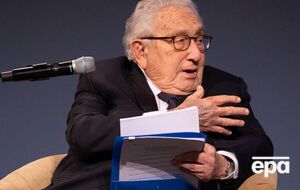 Киссинджера называют "соучастником преступлений российской власти против Украины и ее граждан"
