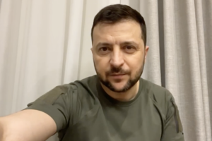 Зеленський: Захищаємо нашу землю так, як це дозволяє наявний сьогодні оборонний ресурс