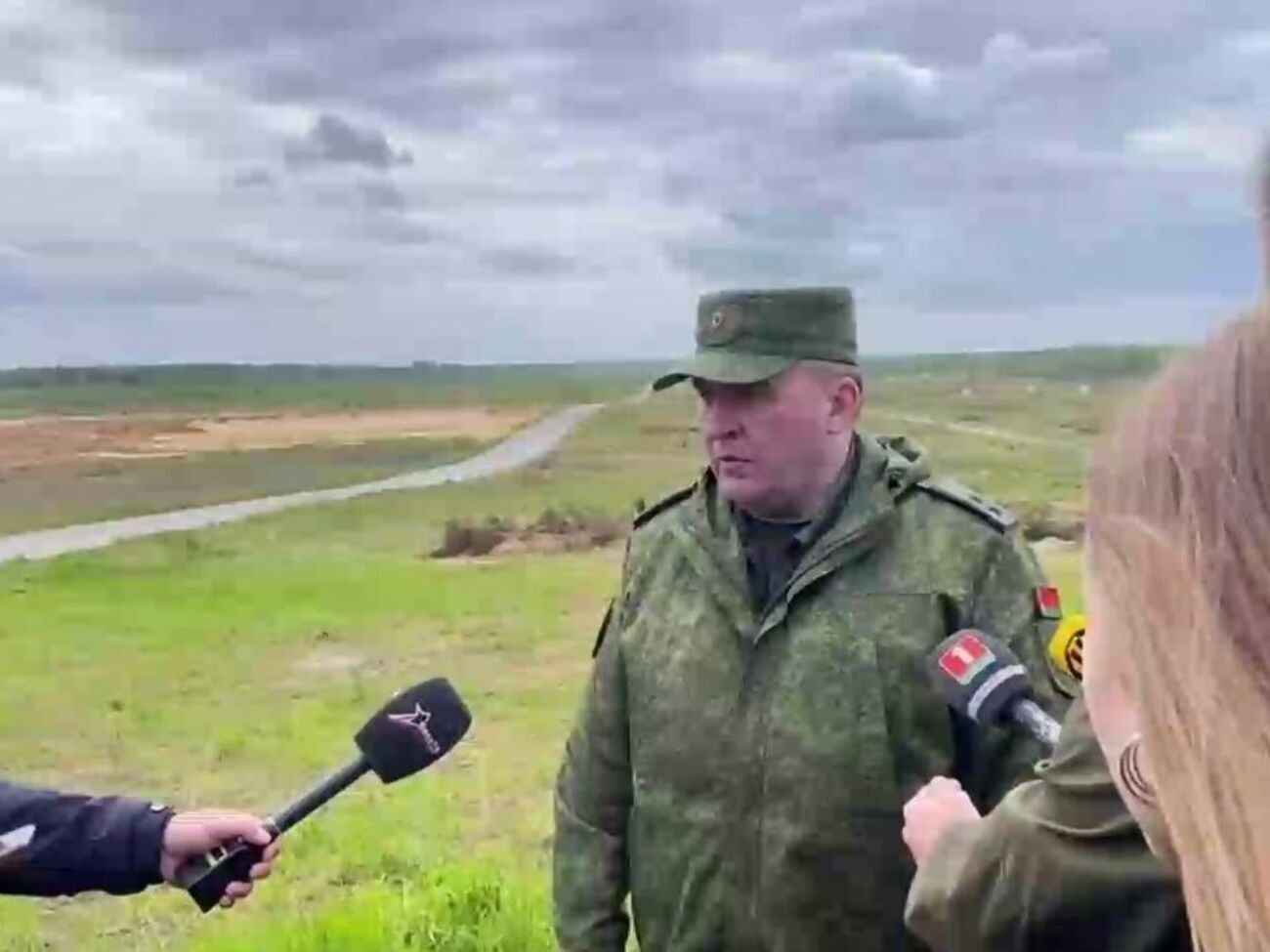 Хренін сказав, що чисельність військ у Білорусі зросте в рази після створення "ополчення"