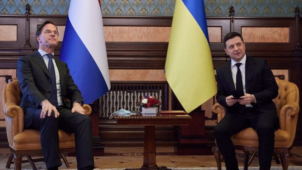 Рютте считает, что "Украине место в ЕС", но в то же время "есть какие-то шаги", отметил Зеленский