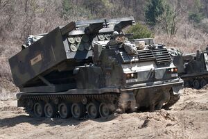 Дальность стрельбы MLRS в зависимости от боеприпасов составляет до 160 км
